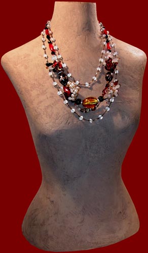 CLICK FOR SUPERSIZE PHOTO